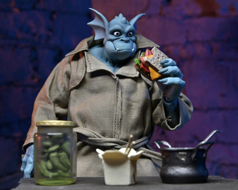 Load image into Gallery viewer, NECA - Disney&#39;s Gargoyles - Ultimates Detective Broadway &quot;Silver Falcon&quot; (With Closed Wings)
