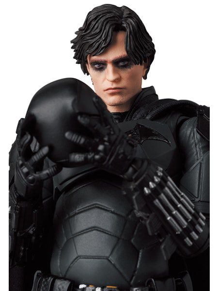 Load image into Gallery viewer, MAFEX - The Batman (2022) - No. 188 The Batman (Reissue)
