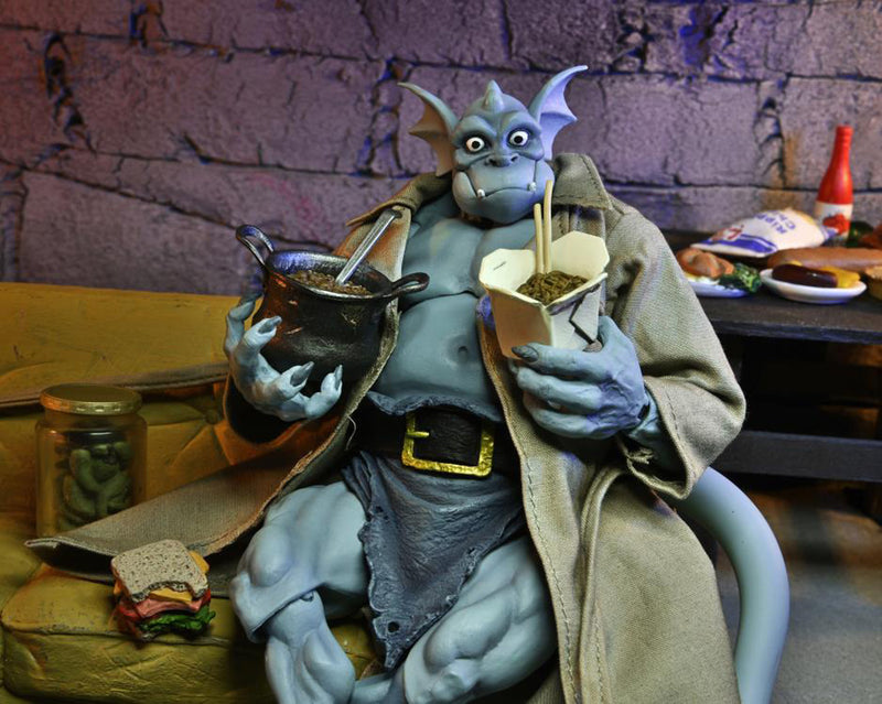 Load image into Gallery viewer, NECA - Disney&#39;s Gargoyles - Ultimates Detective Broadway &quot;Silver Falcon&quot; (With Closed Wings)
