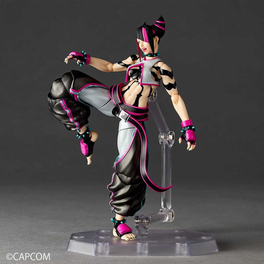 Kaiyodo - Amazing Yamaguchi - Revoltech Street Fighter 6 NR065 - Juri