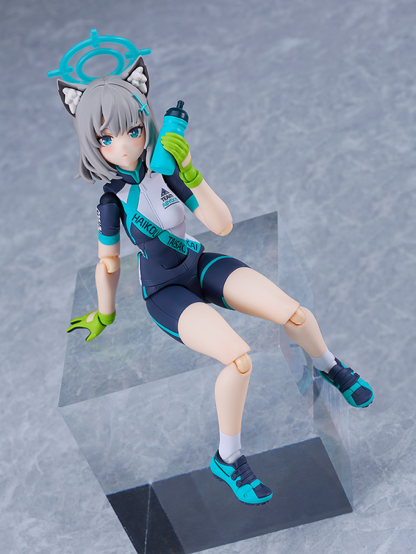 Load image into Gallery viewer, Max Factory - Blue Archive Figma: No.644 Shiroko Sunaookami (Cycling)
