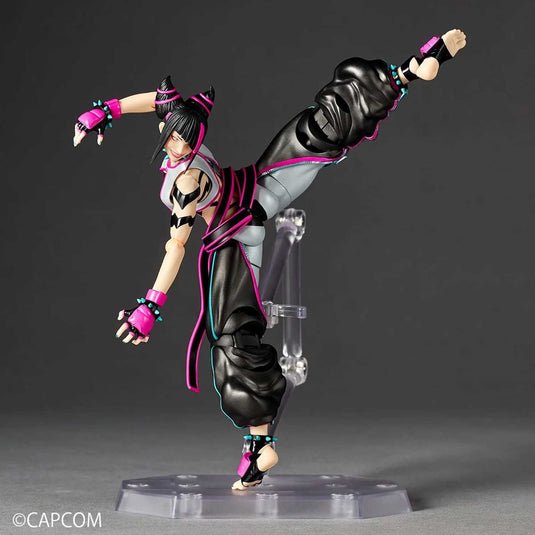 Kaiyodo - Amazing Yamaguchi - Revoltech Street Fighter 6 NR065 - Juri