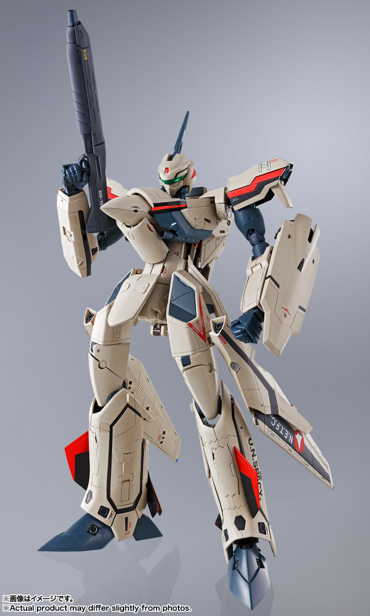 Load image into Gallery viewer, Bandai - Macross Plus DX Chogokin - YF-19 Excalibur (Isamu Alva Dyson Use)
