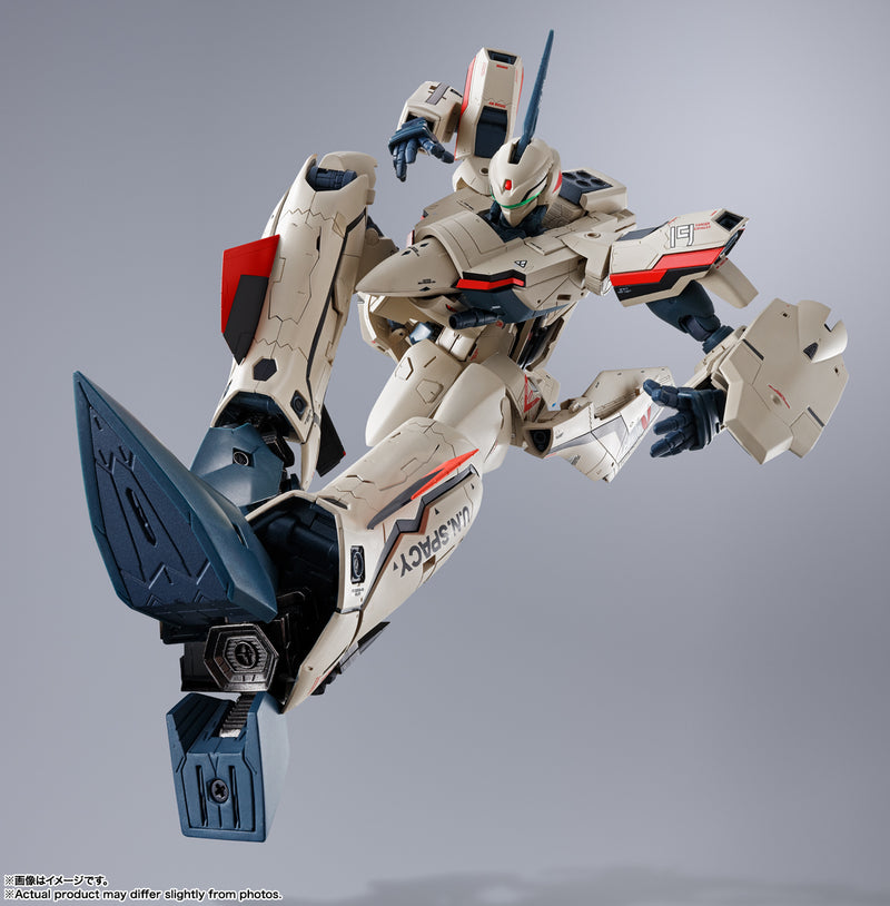 Load image into Gallery viewer, Bandai - Macross Plus DX Chogokin - YF-19 Excalibur (Isamu Alva Dyson Use)
