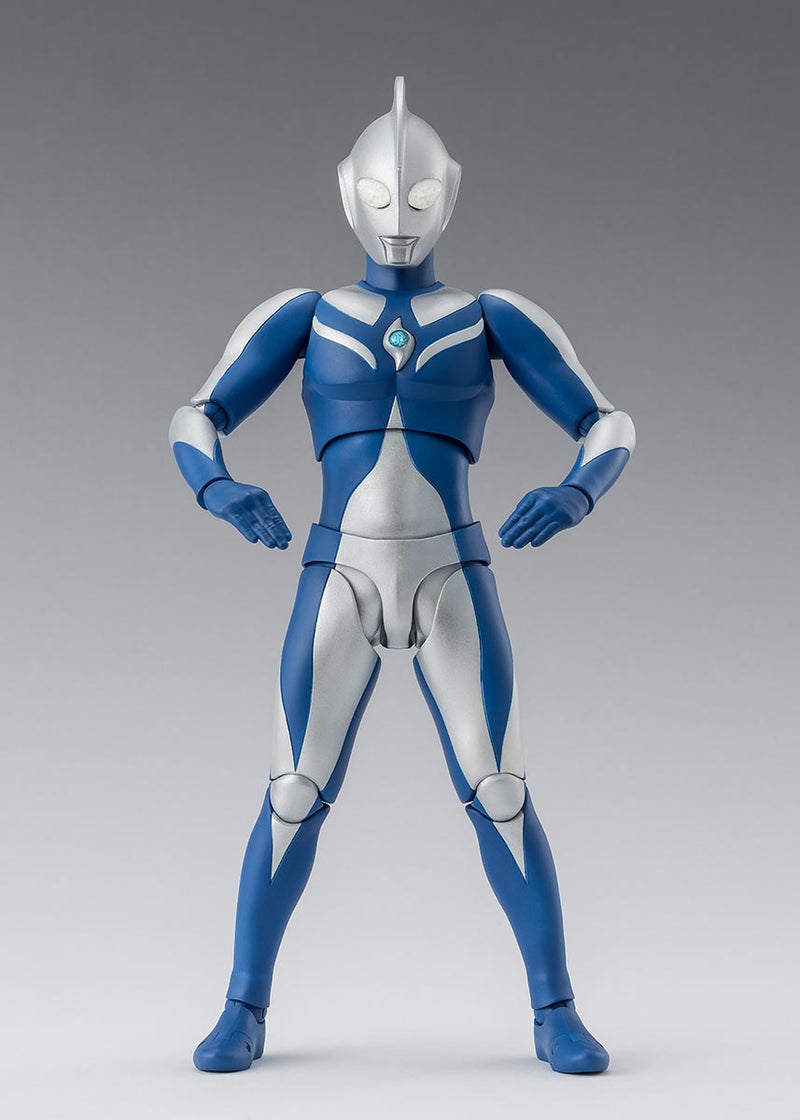 Load image into Gallery viewer, Bandai - S.H.Figuarts - Ultraman Cosmos - Ultraman Cosmos (Luna Mode)
