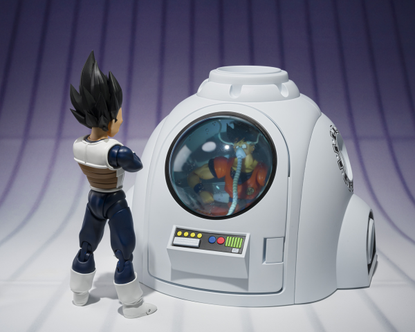 Load image into Gallery viewer, Bandai - S.H. Figuarts - Dragon Ball Z - Medical Machine (Exclusive)
