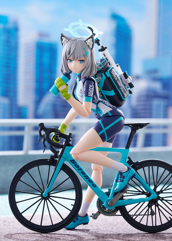 Load image into Gallery viewer, Max Factory - Blue Archive Figma: No.644 Shiroko Sunaookami (Cycling DX Edition)
