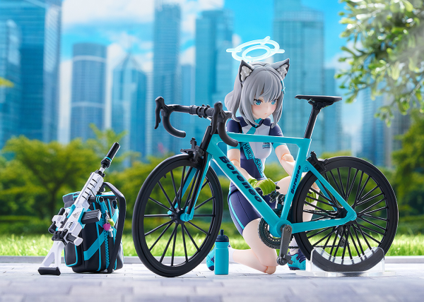 Load image into Gallery viewer, Max Factory - Blue Archive Figma: No.644 Shiroko Sunaookami (Cycling DX Edition)
