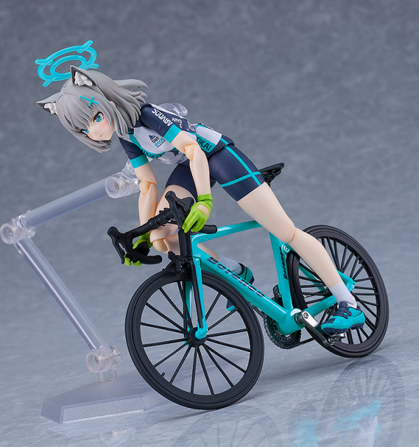 Load image into Gallery viewer, Max Factory - Blue Archive Figma: No.644 Shiroko Sunaookami (Cycling DX Edition)
