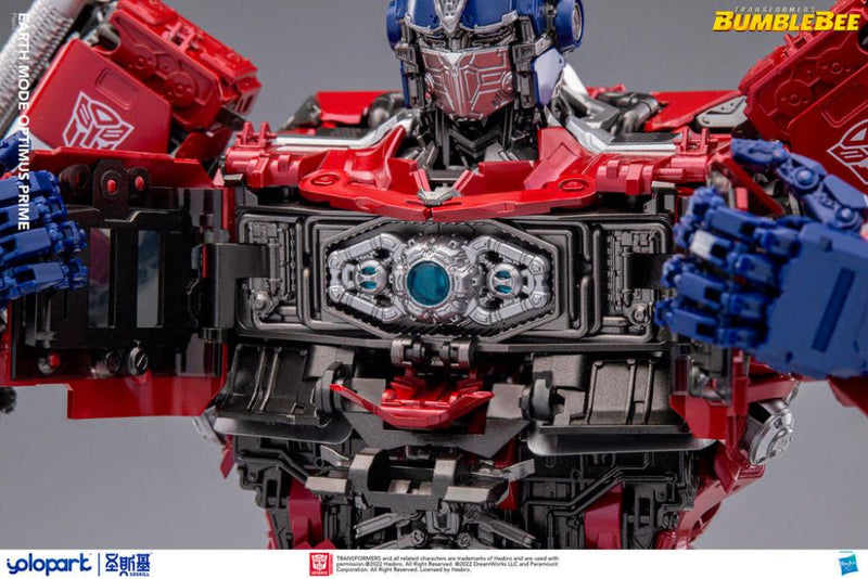 Load image into Gallery viewer, Yolopark - Transformers Bumblebee Movie - Earth Mode Optimus Prime Model Kit
