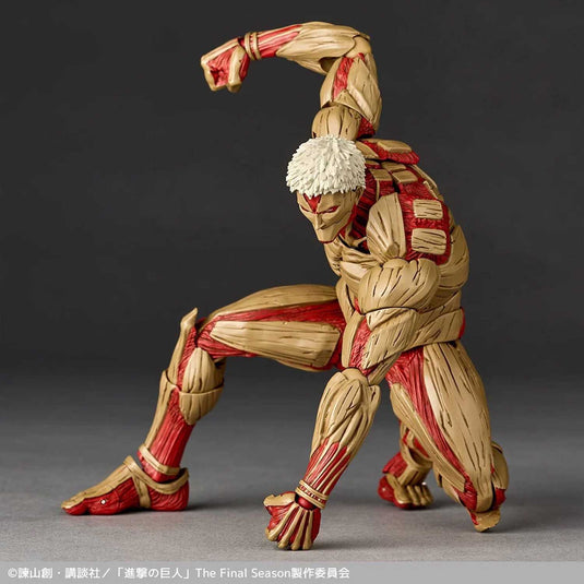 Kaiyodo - Amazing Yamaguchi - Revoltech Attack On Titan NR069 - Armored Titan (Reiner Braun)