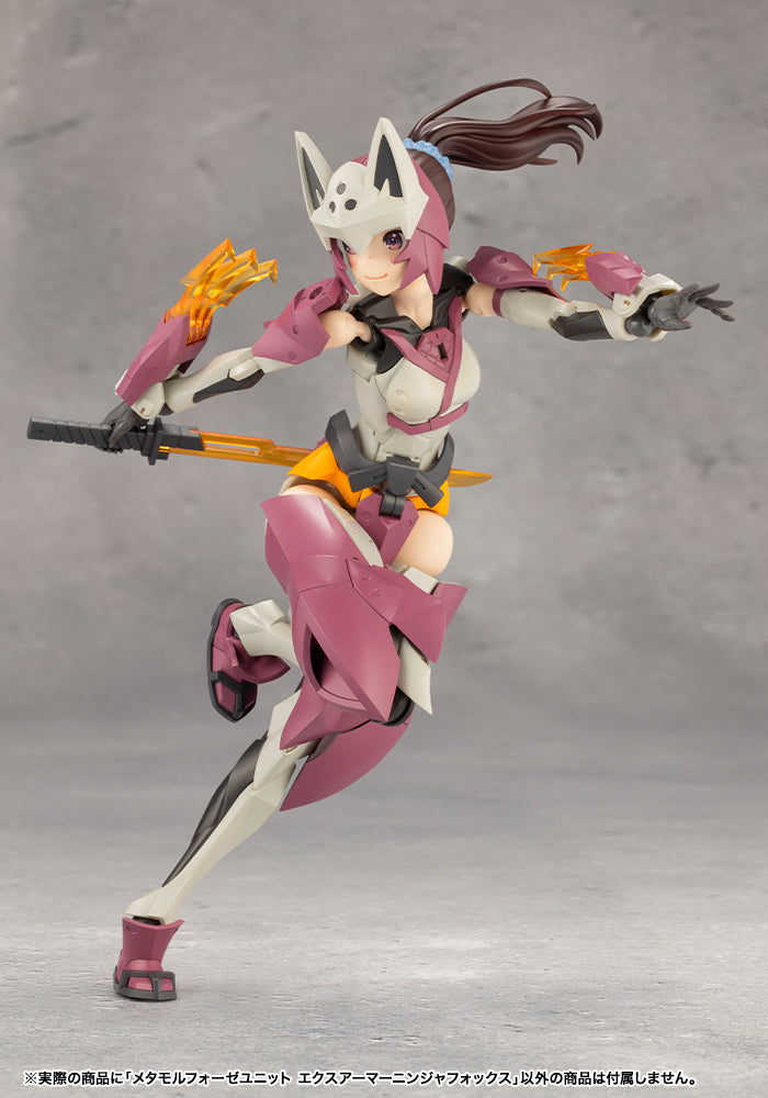 Load image into Gallery viewer, Kotobukiya - Megalomaria Unlimited Universe - Metamorphose Unit Exarmor Ninja Fox
