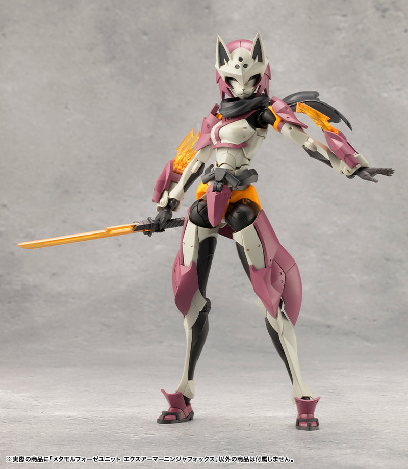 Load image into Gallery viewer, Kotobukiya - Megalomaria Unlimited Universe - Metamorphose Unit Exarmor Ninja Fox
