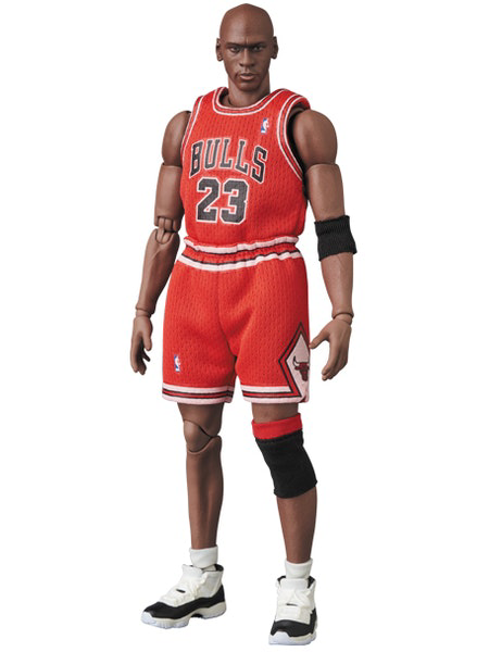 MAFEX NBA: Michael Jordan (Chicago Bulls) No. 100 (Reissue)