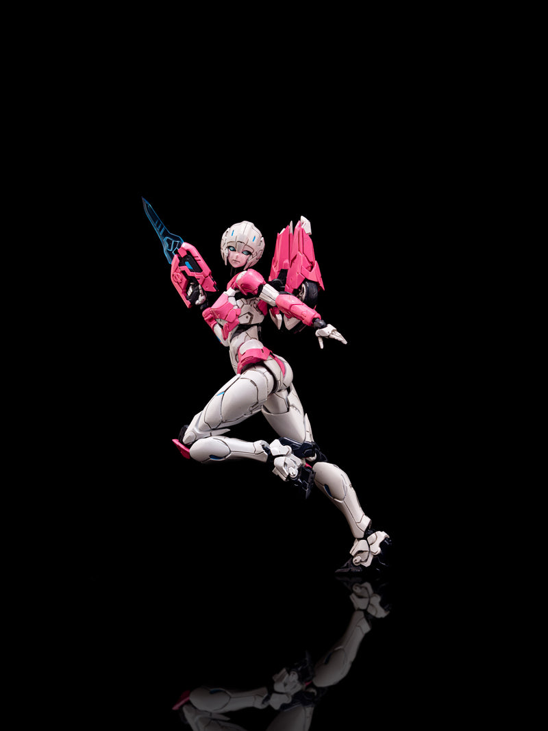 Load image into Gallery viewer, Flame Toys - Furai Model 28 - Arcee Model Kit (Reissue)
