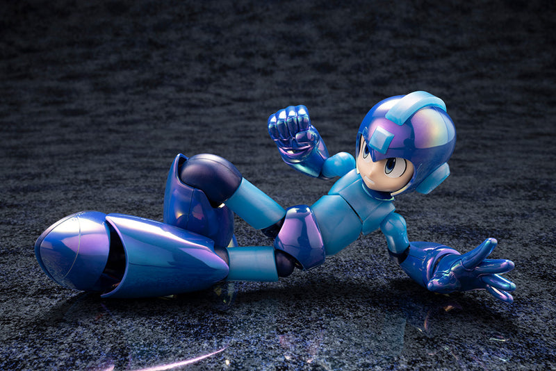 Load image into Gallery viewer, Kotobukiya - Mega Man 11 Series - Mega Man (Premium Charge Shot Version) Model Kit
