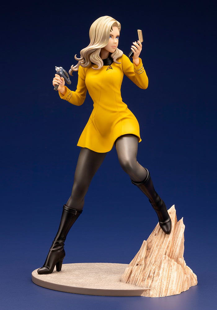 Load image into Gallery viewer, Kotobukiya - Star Trek Bishoujo Statue - Command Officer
