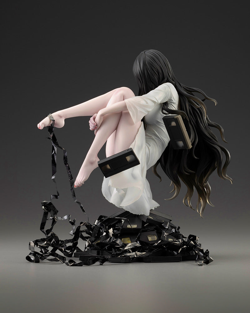 Load image into Gallery viewer, Kotobukiya - The Ring Bishoujo Statue 15th Anniversary - Sadako
