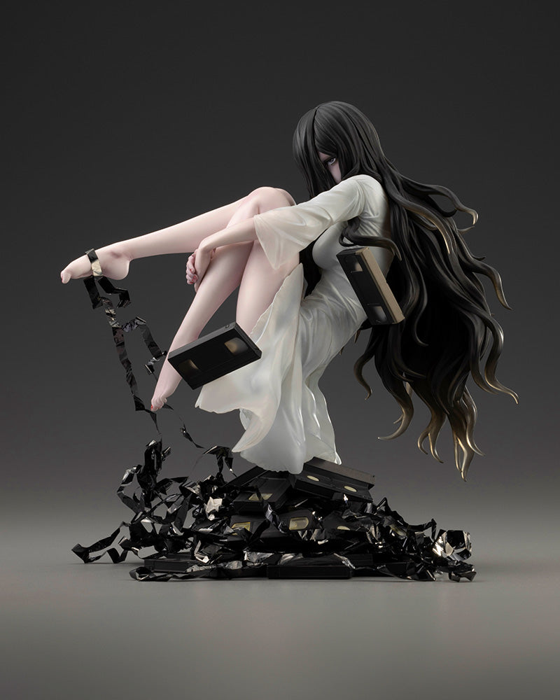 Load image into Gallery viewer, Kotobukiya - The Ring Bishoujo Statue 15th Anniversary - Sadako
