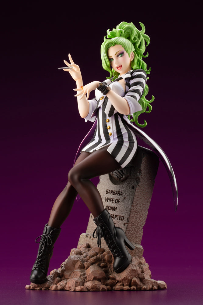 Load image into Gallery viewer, Kotobukiya - Beetlejuice Bishoujo Statue (Reissue)
