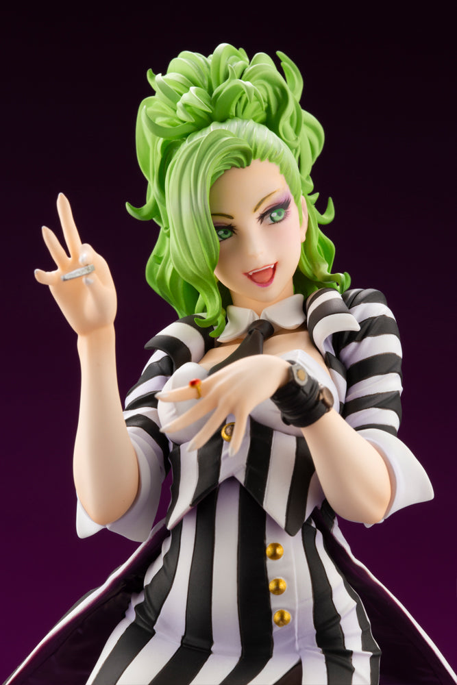 Load image into Gallery viewer, Kotobukiya - Beetlejuice Bishoujo Statue (Reissue)
