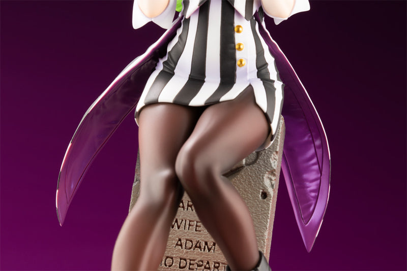 Load image into Gallery viewer, Kotobukiya - Beetlejuice Bishoujo Statue (Reissue)
