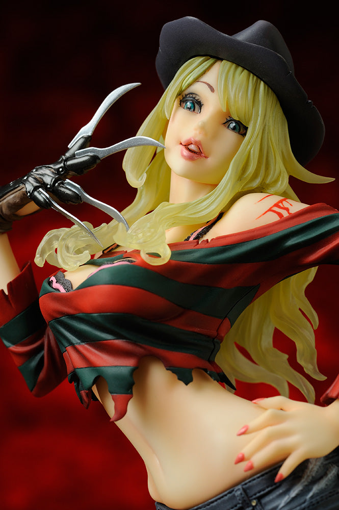 Load image into Gallery viewer, Kotobukiya - Freddy VS Jason Bishoujo Statue - Freddy Krueger (2nd Edition)
