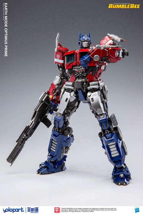 Load image into Gallery viewer, Yolopark - Transformers Bumblebee Movie - Earth Mode Optimus Prime Model Kit
