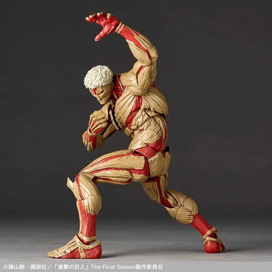 Kaiyodo - Amazing Yamaguchi - Revoltech Attack On Titan NR069 - Armored Titan (Reiner Braun)