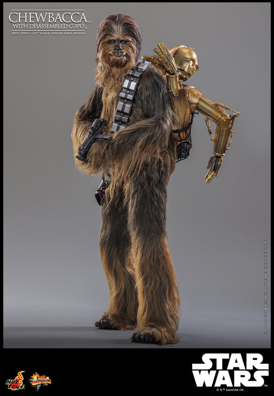 Hot Toys - Star Wars The Empire Strikes Back - Chewbacca with Disassembled C-3PO