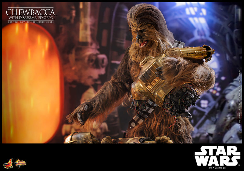 Load image into Gallery viewer, Hot Toys - Star Wars The Empire Strikes Back - Chewbacca with Disassembled C-3PO
