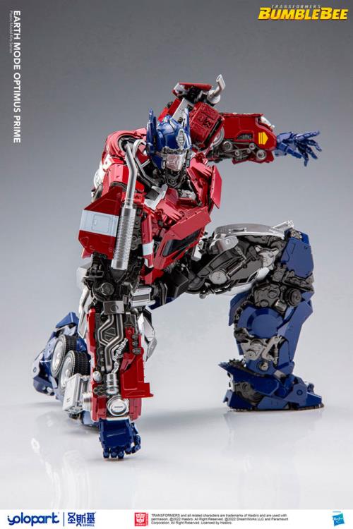 Load image into Gallery viewer, Yolopark - Transformers Bumblebee Movie - Earth Mode Optimus Prime Model Kit
