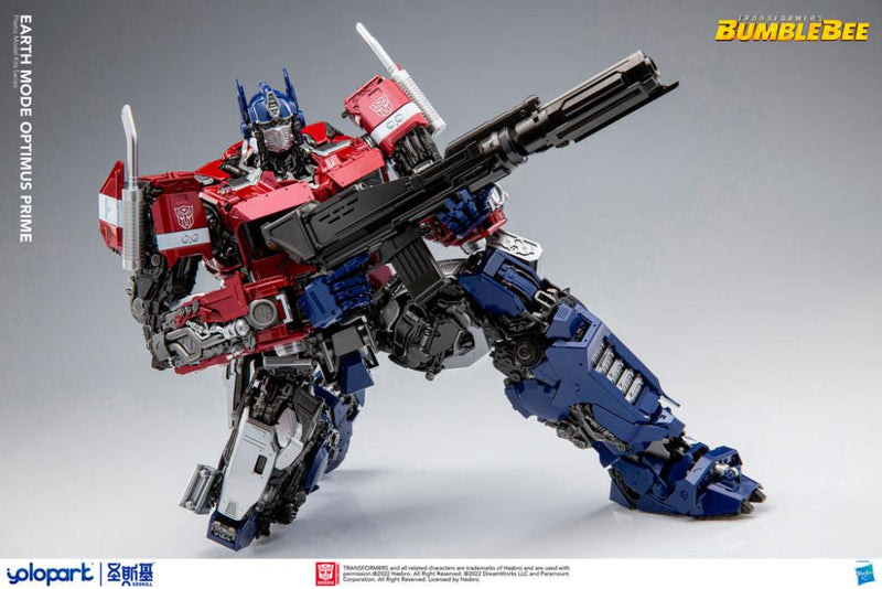 Load image into Gallery viewer, Yolopark - Transformers Bumblebee Movie - Earth Mode Optimus Prime Model Kit
