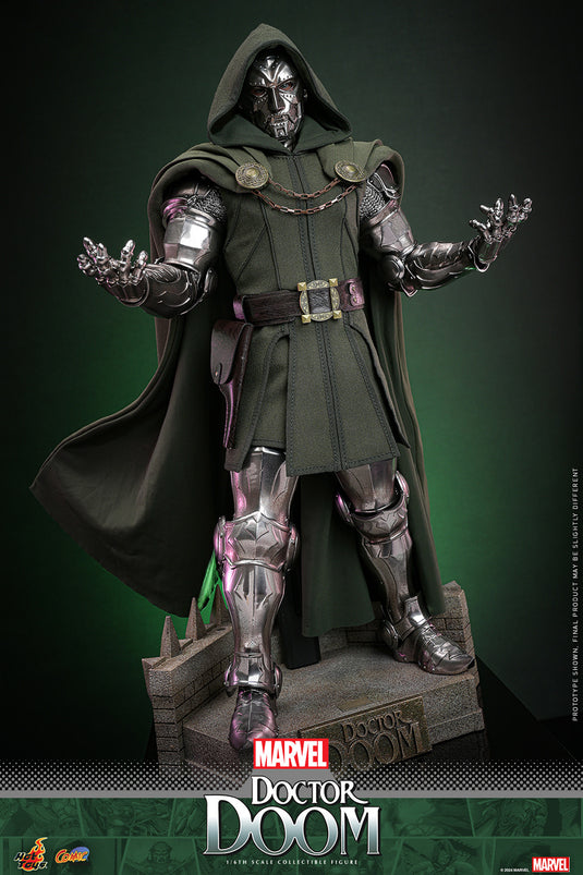 Hot Toys - Marvel Comics - Doctor Doom