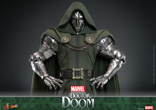 Hot Toys - Marvel Comics - Doctor Doom