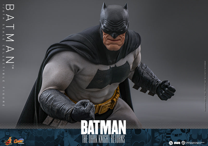 Load image into Gallery viewer, Hot Toys - DC Comics - Batman The Dark Knight Returns - Batman
