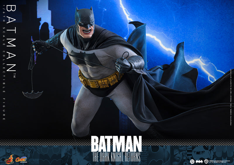 Load image into Gallery viewer, Hot Toys - DC Comics - Batman The Dark Knight Returns - Batman
