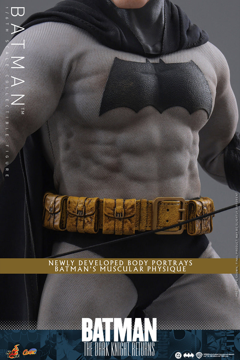 Load image into Gallery viewer, Hot Toys - DC Comics - Batman The Dark Knight Returns - Batman
