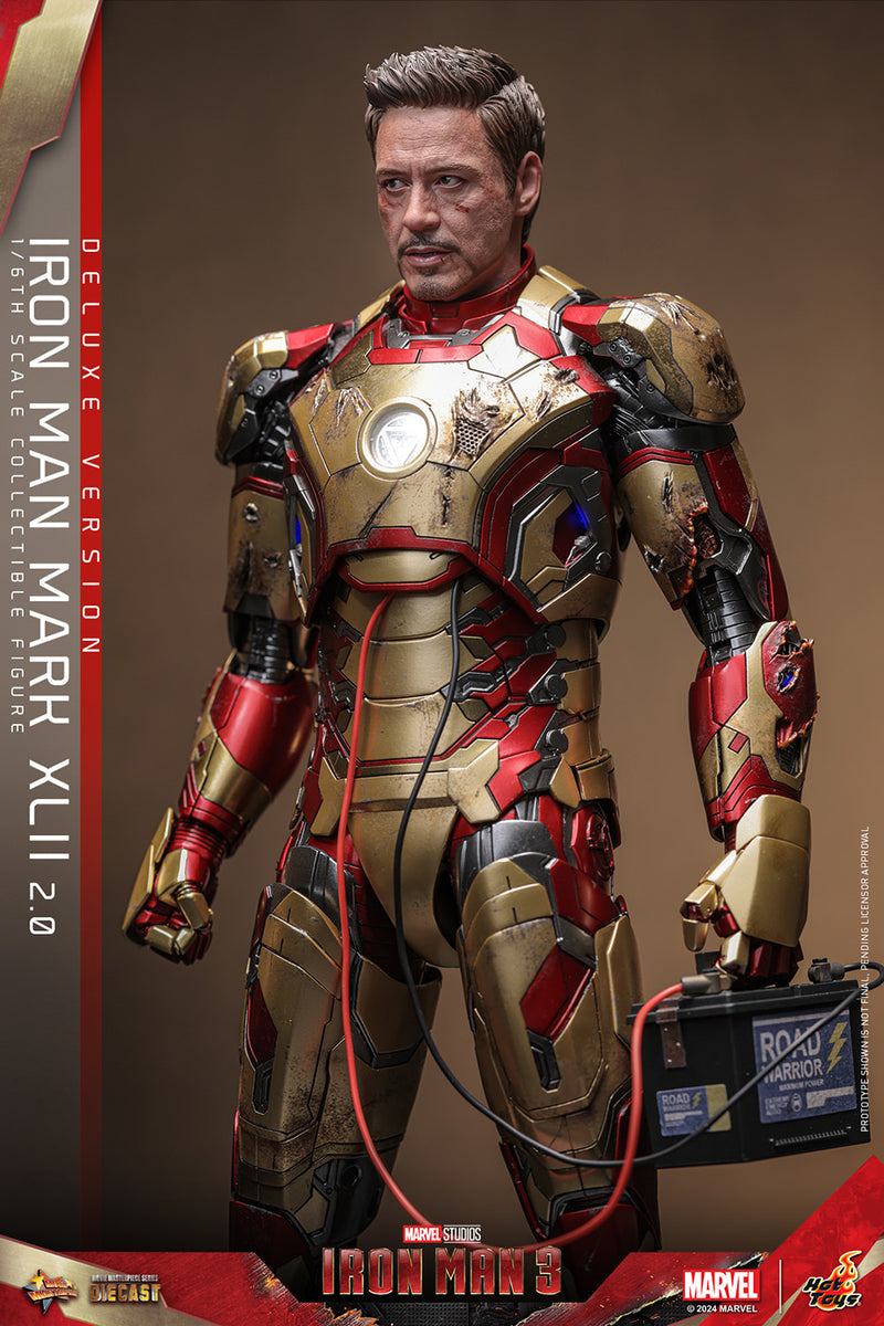 Load image into Gallery viewer, Hot Toys - Iron Man 3 - Iron Man Mark XLII (2.0) (Deluxe)
