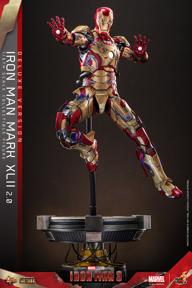 Load image into Gallery viewer, Hot Toys - Iron Man 3 - Iron Man Mark XLII (2.0) (Deluxe)
