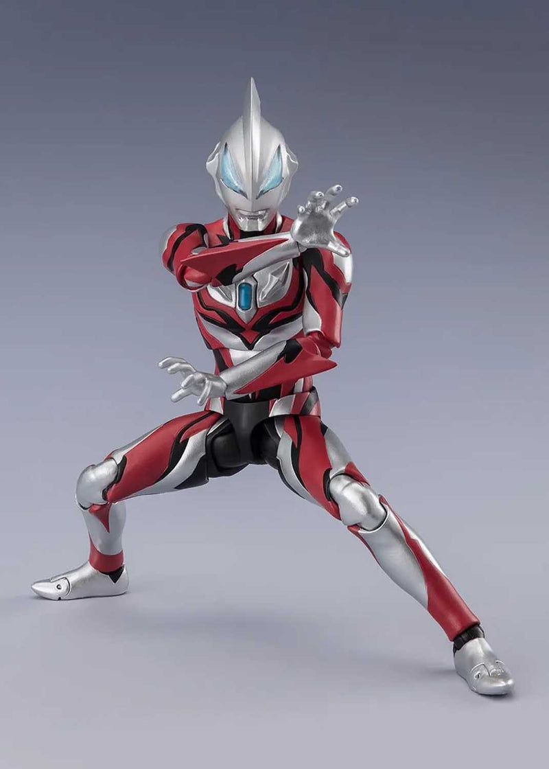 Load image into Gallery viewer, Bandai - S.H.Figuarts - Ultraman GEED Primitive - Ultraman (Ultraman New Generation Stars Ver.)
