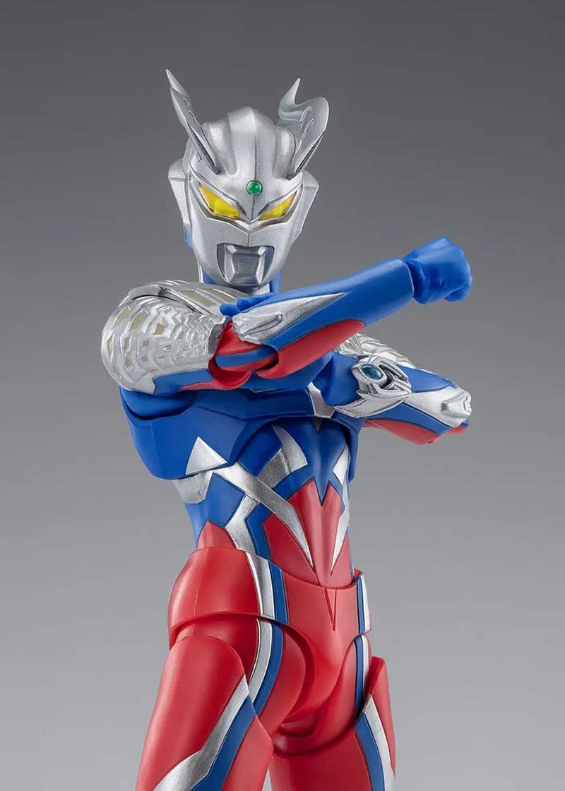 Load image into Gallery viewer, Bandai - S.H.Figuarts - Ultraman Zero - Ultraman (Ultraman Zero Generation Stars Ver.)
