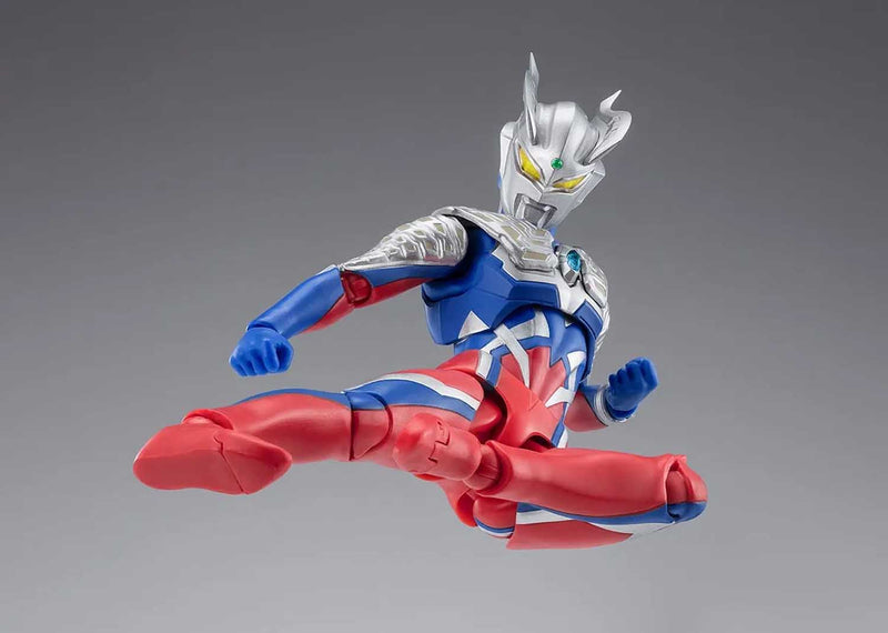 Load image into Gallery viewer, Bandai - S.H.Figuarts - Ultraman Zero - Ultraman (Ultraman Zero Generation Stars Ver.)
