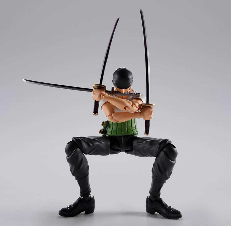 Load image into Gallery viewer, Bandai - S.H.Figuarts - One Piece - Roronoa Zoro (Romance Dawn)
