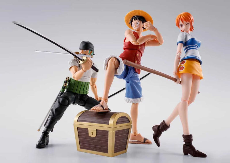 Load image into Gallery viewer, Bandai - S.H.Figuarts - One Piece - Roronoa Zoro (Romance Dawn)
