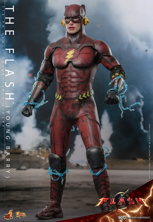 Hot Toys - The Flash (2023) - The Flash (Young Barry)