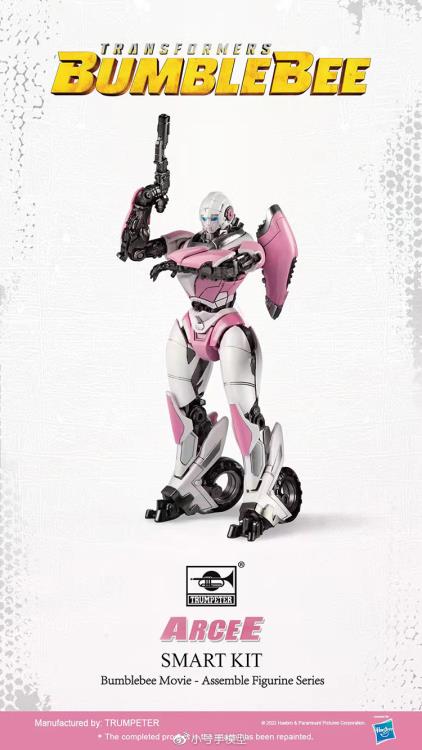 Load image into Gallery viewer, Trumpeter - Smart Model Kits - Transformers Bumblebee Movie: Arcee
