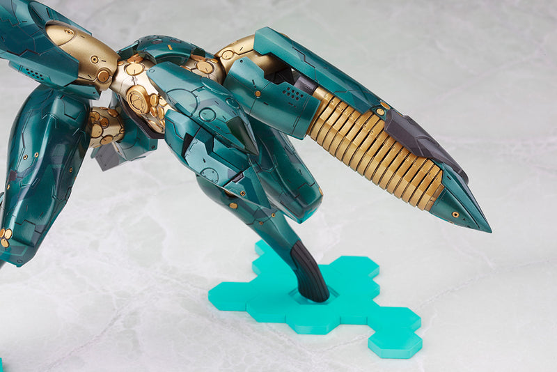 Load image into Gallery viewer, Kotobukiya - Metal Gear Solid 4: Guns of the Patriot - Metal Gear Ray Model Kit 1/100
