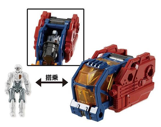 Diaclone Reboot - DA-72 Triverse Tridigger (D Caliber) Exclusive