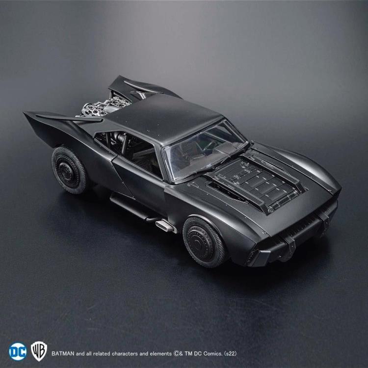 Load image into Gallery viewer, Bandai - The Batman (2022): Batmobile 1/35 Scale Model
